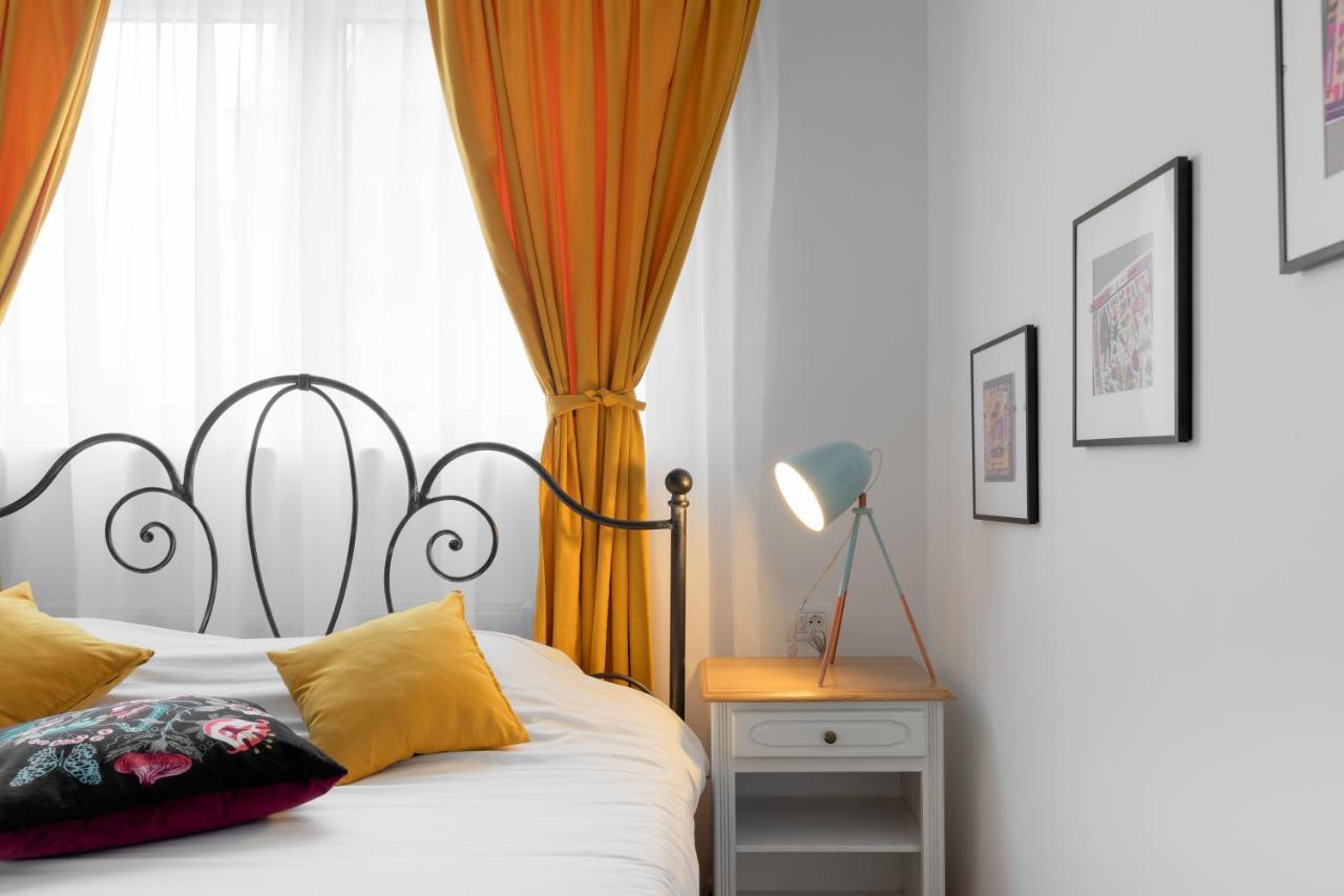 Historical Center 1 By Citylife Suites บูคาเรสต์ ภายนอก รูปภาพ